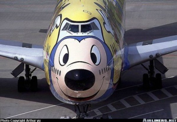 B747-Mickey Mouse
